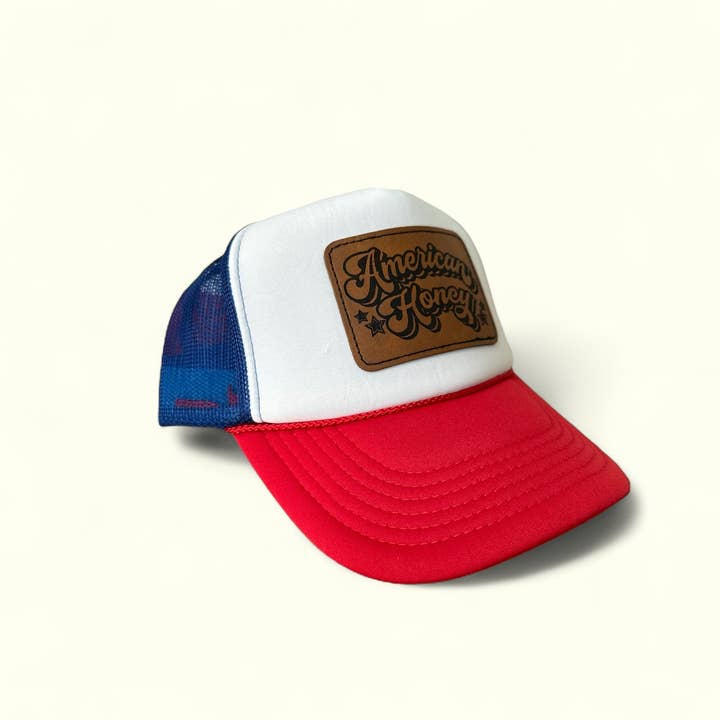 Wild Indigo – Engroshandel Trucker hat - Dame – Amerikansk Honning Trucker Hat 4. juli1