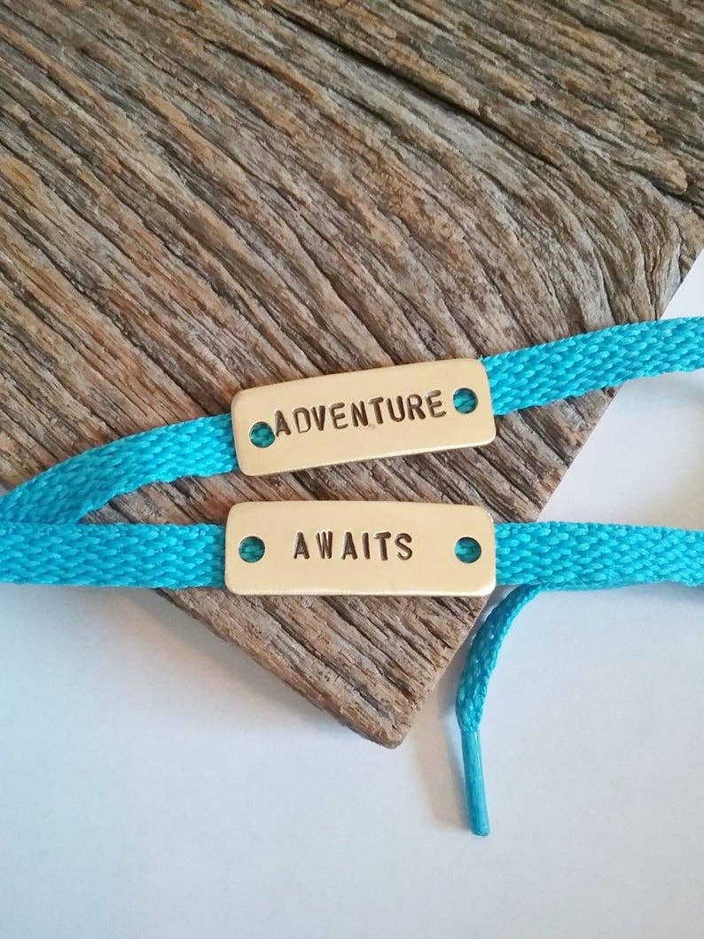 C & T Custom Lures – Großhandel Schuhzubehör – Unisex – Abenteuer erwartet athletische Schuhmarken2