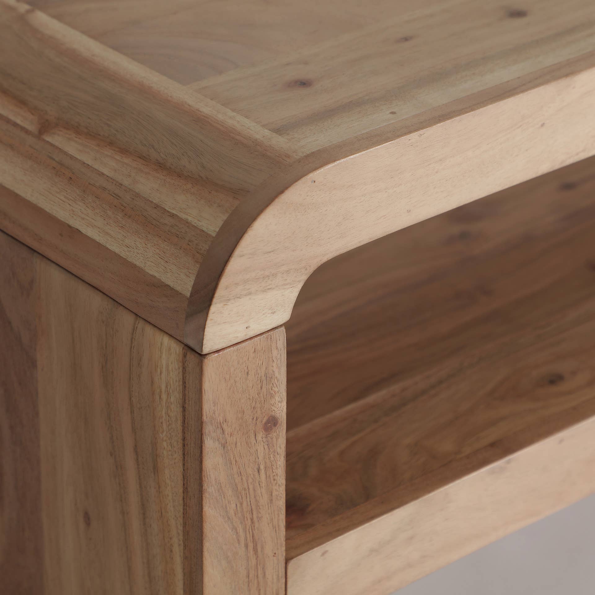 Kodu Home Design - Wholesale Console Table - Acacia wood TV stand in light brown color, 145x40x45cm2