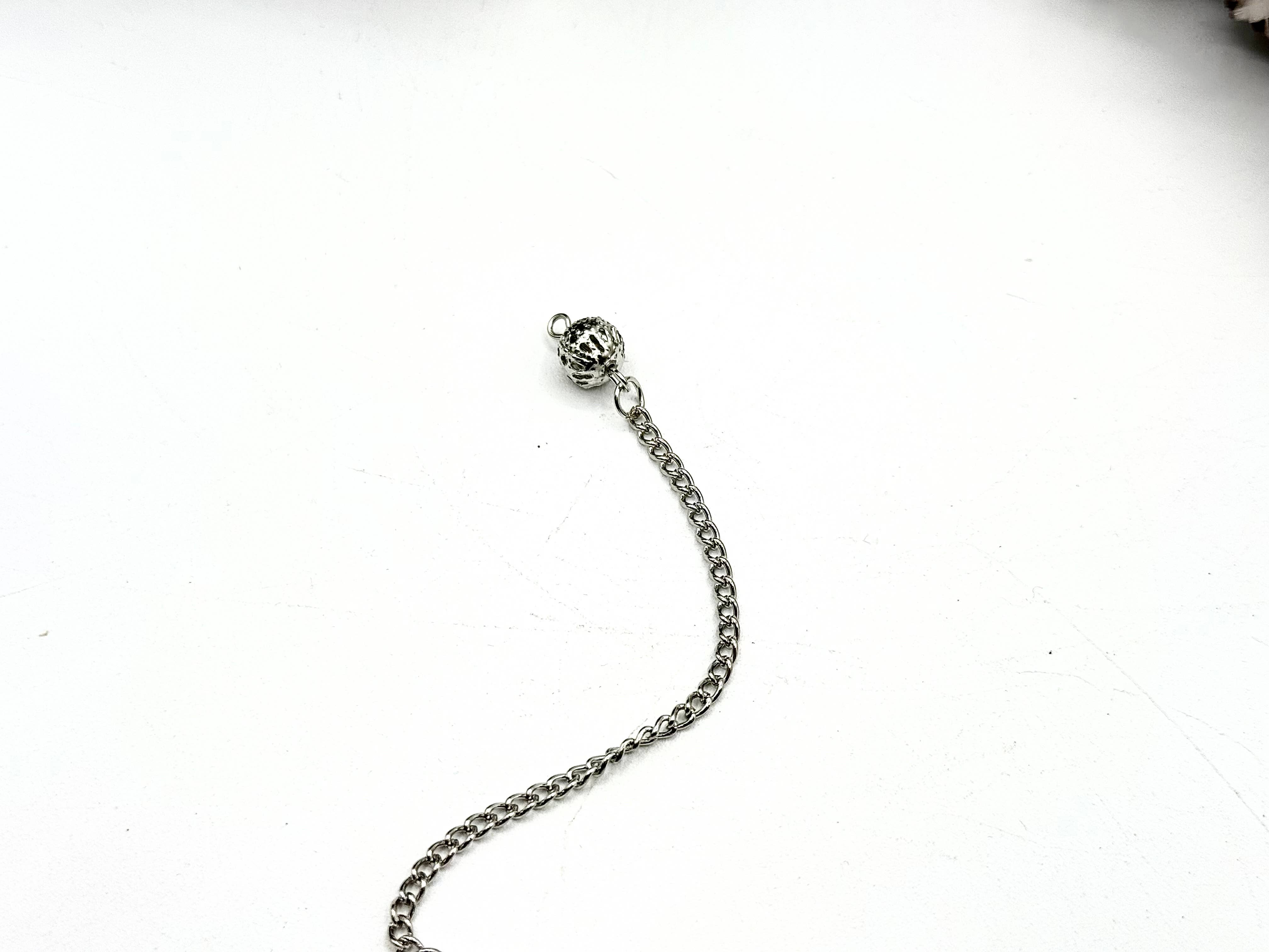 Meraki Gemstones - Venta al por mayor Tableros de péndulos - Péndulo de Doble Tapa de Lapislázuli con Cadena de Plata Plateada3