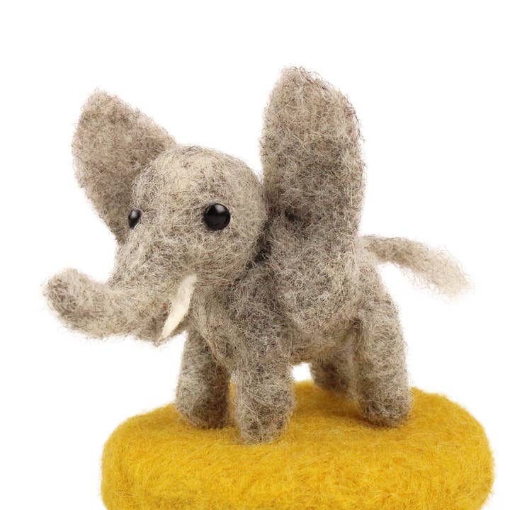 The Makerss - Wholesale Craft Sewing Kit - Elephant Amiguwoolli Mini Needle Felt Kit0