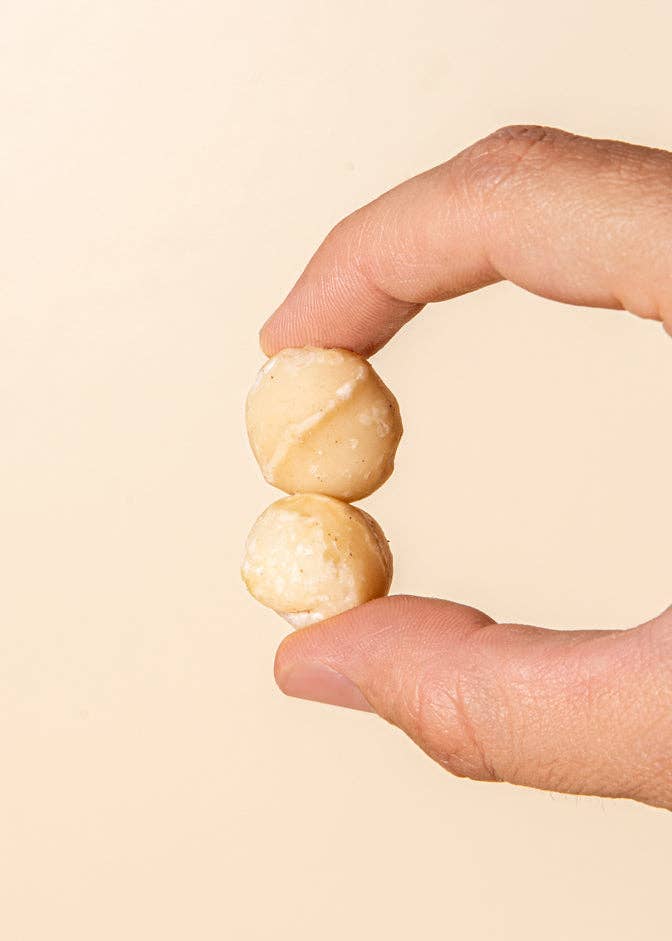 AZADA - Wholesale Nuts - Macadamia cruda2