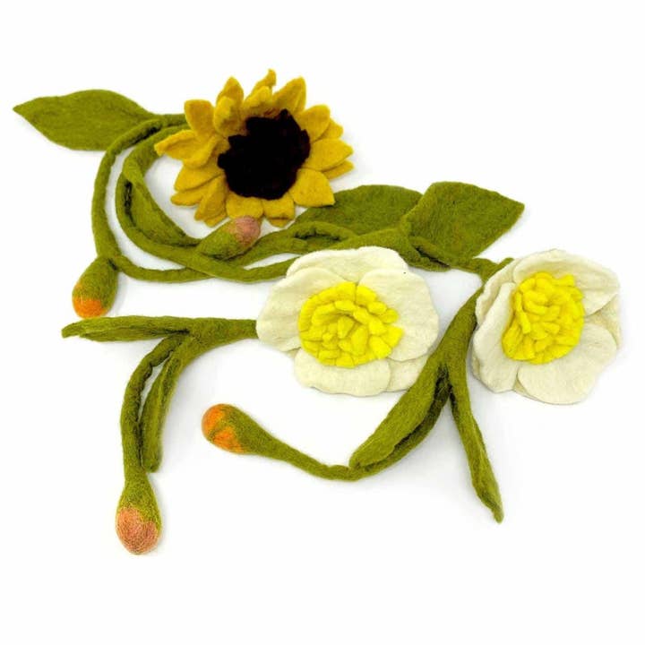 Felt Garland Autumnal for wholesale by Hamro Village