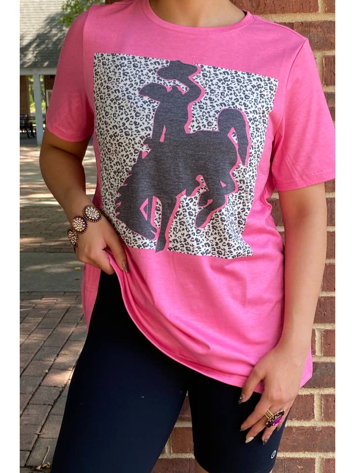 luluclothes - Wholesale Screen Printed T-Shirt - Women's - XCH14127 PINK TOP W/ BRONC RIDER GRAPHIC