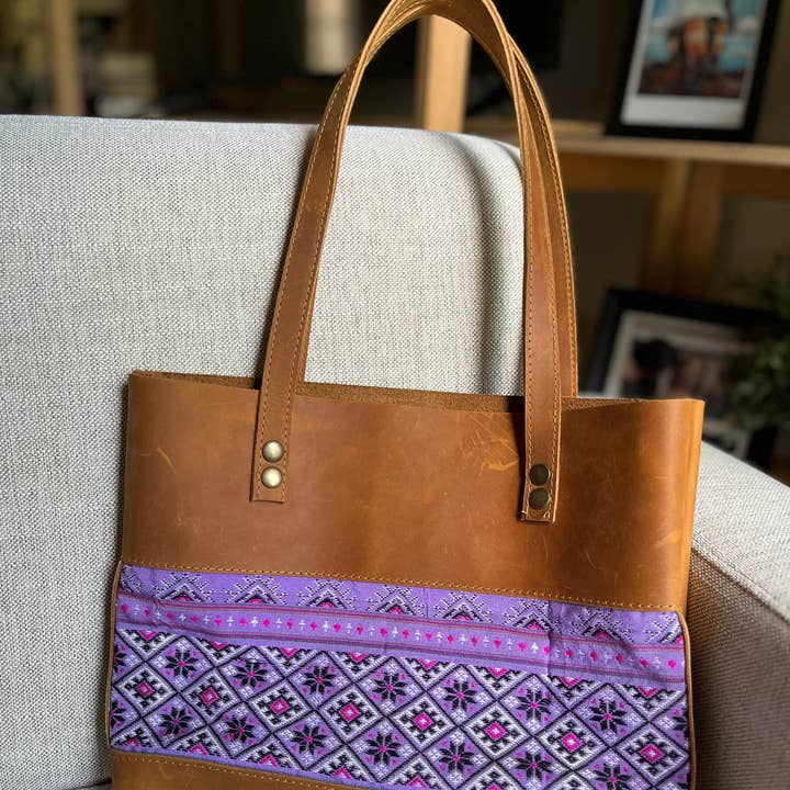 Tribal Handmade Minimalistic Leather Tote (Ailani) for wholesale by Braverly