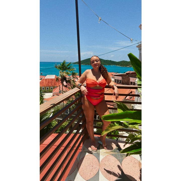 THE SOLEIL for wholesale by RESORT 444