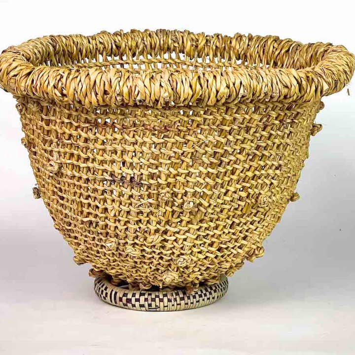 The Niger Bend - Vendita all'ingrosso Cestini - Cestino in stile «setaccio» in paglia profonda su supporto «ciambella» - Burkina Faso1