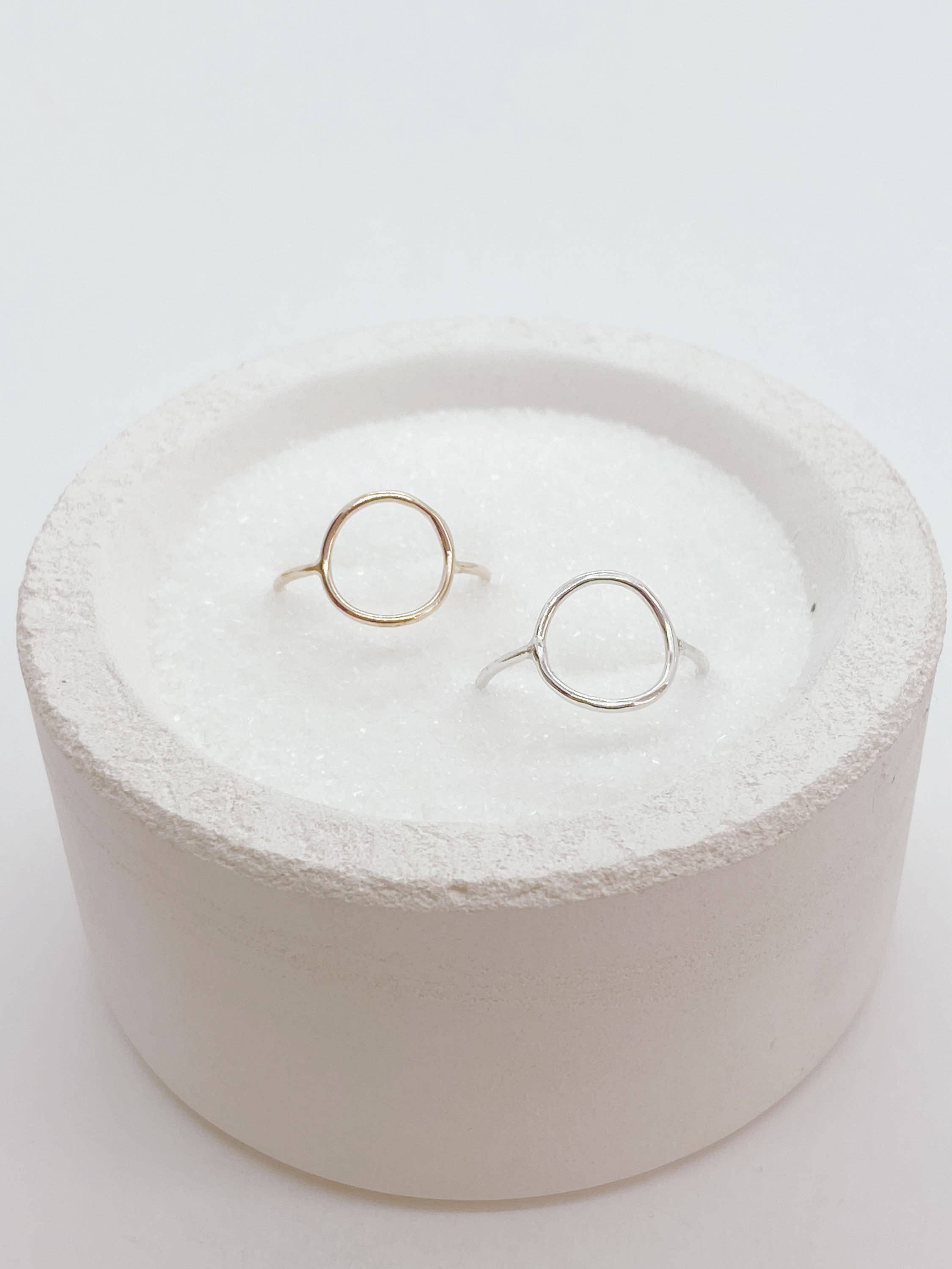 AVA Handmade Jewelry – Engroshandel Båndring – Åben cirkel Ring; Dainty Ring; Minimalistisk Ring; Guld Fyld Ring; Sterling Silver Ring; Karma Ring; Gave til hende; Tynd Ring; Infinity Ring4