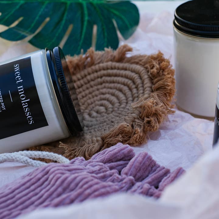 Sweet Molasses for wholesale by Scented Pot