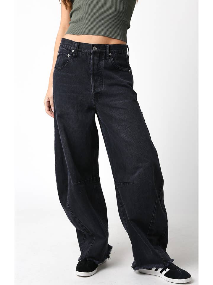 Black Tess Pants for wholesale on Faire