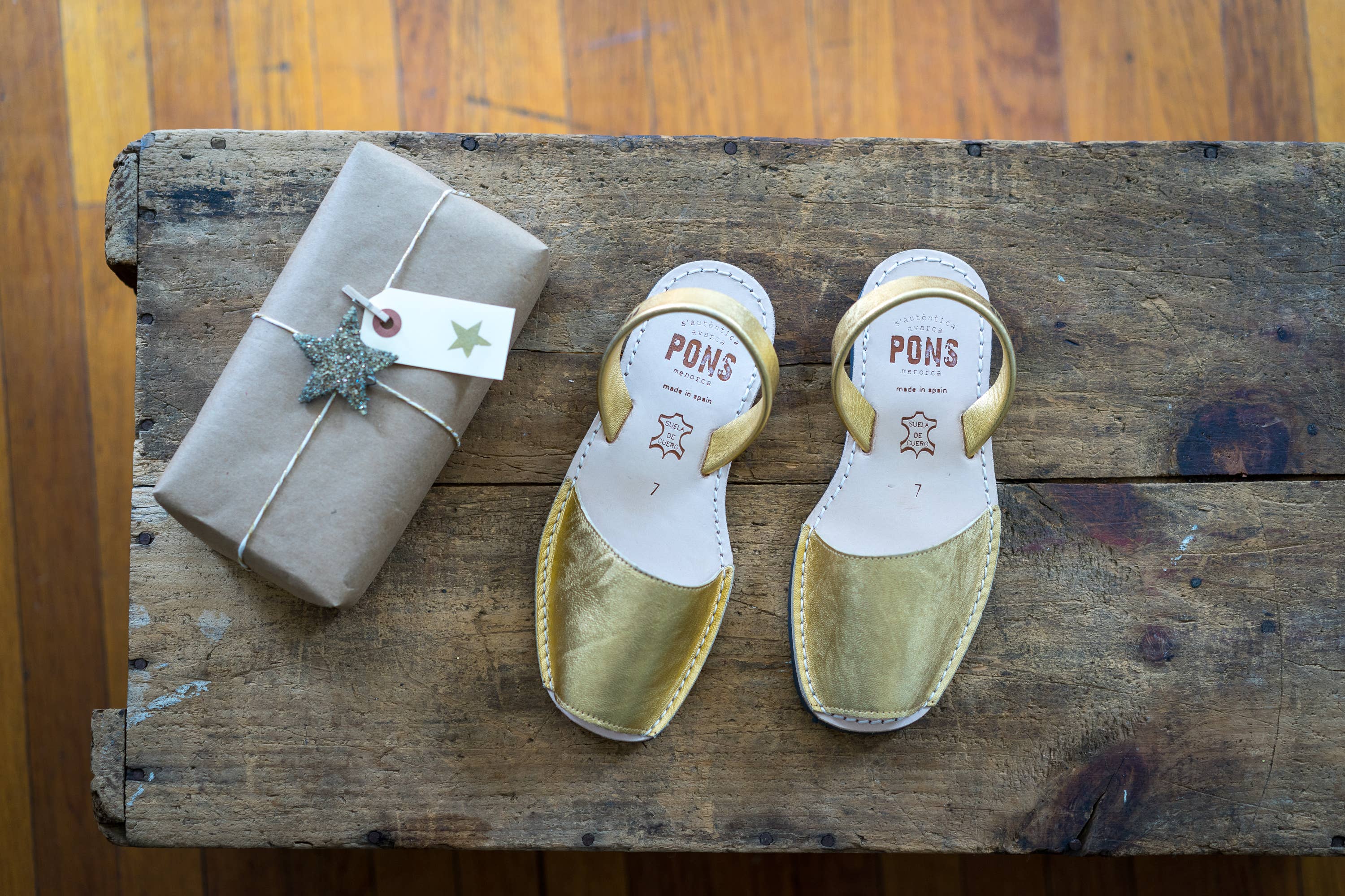 Pons - Wholesale Sandals - Women's - Pons Shoes - Classic Metallic - Gold5