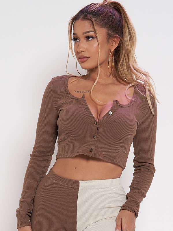 RIPPSTRICK BUTTON-DOWN L/S STRICKJACKE AT2558 für den Großhandel von Junie