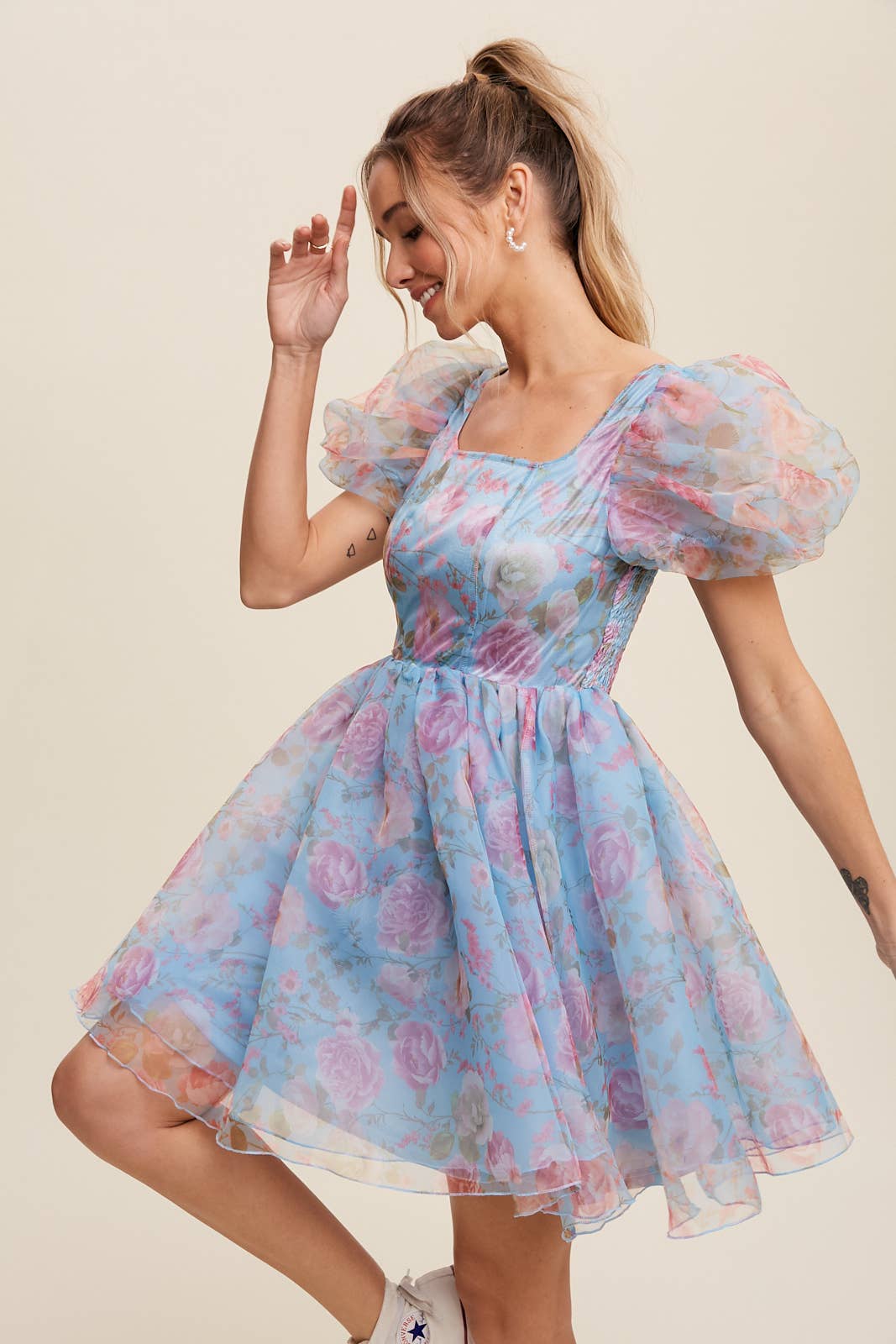 Listicle - Wholesale Dress - Women's - Floral Puff Sleeve Organza Mini Dress5