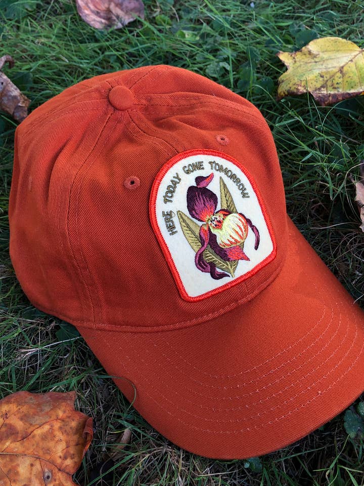 Yellow Lady's Slipper i ekologisk bomull med inhemsk växtlapphatt för wholesale av Solstice Handmade