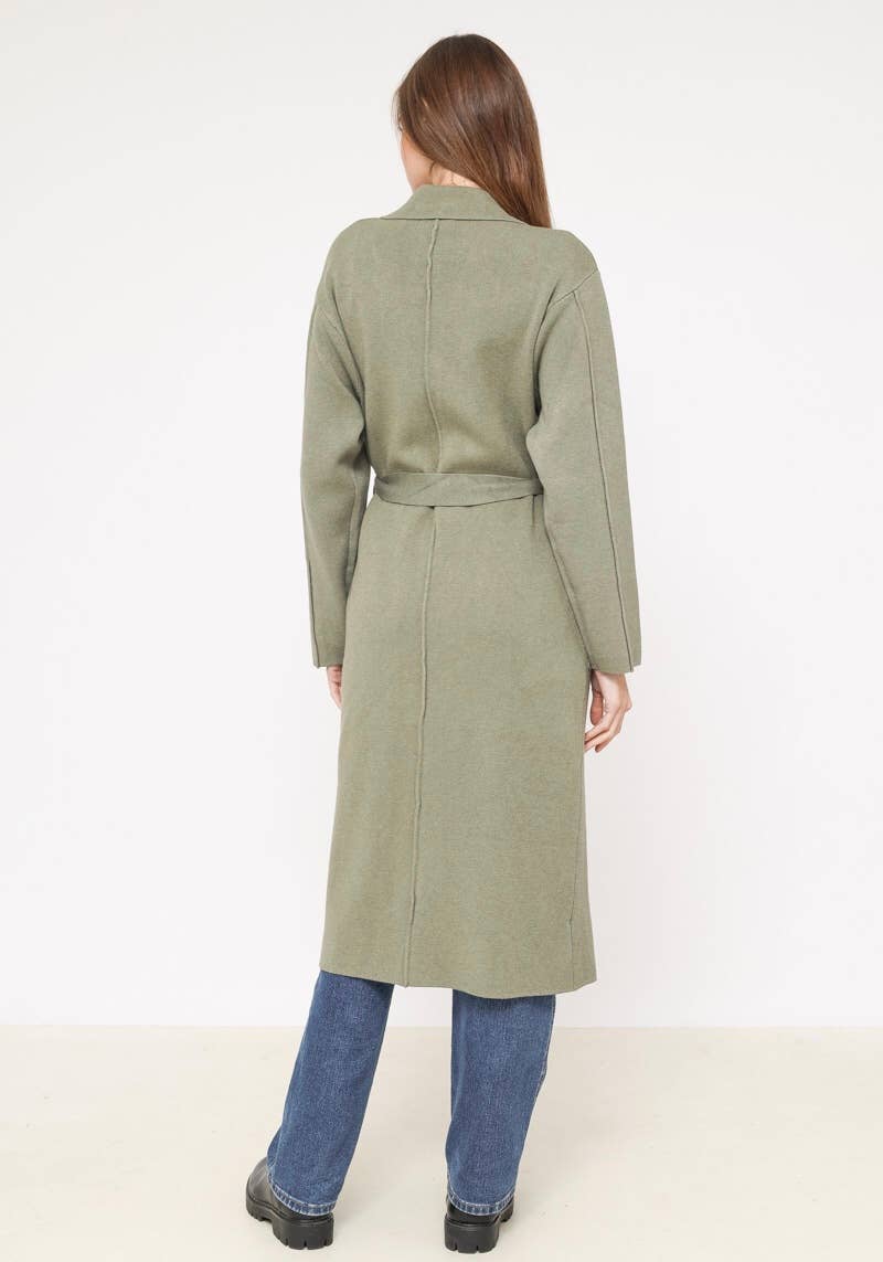 LINEN & COTTON HOUSE - Wholesale Coat - Women's - Classic knitted coat 13103. FALL WINTER CLOTHING3