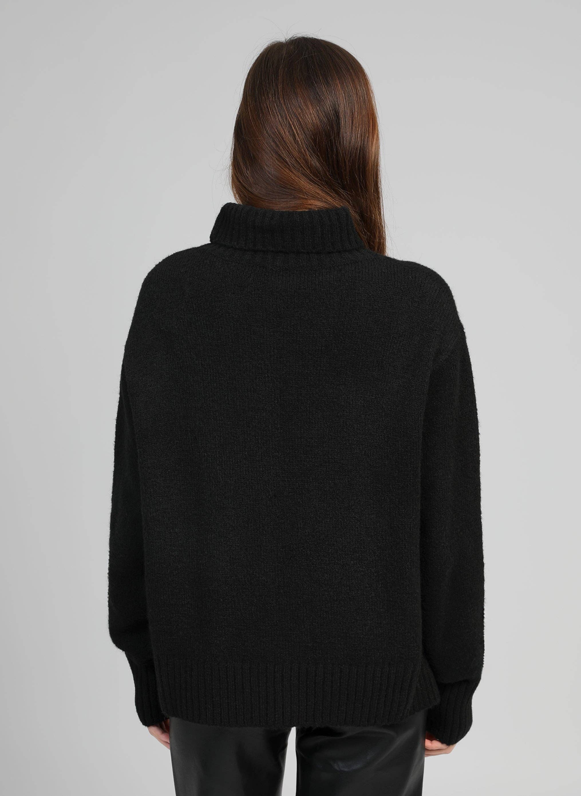 An'ge – Engroshandel Pullover - Dame – TRÆK LIPY sort3