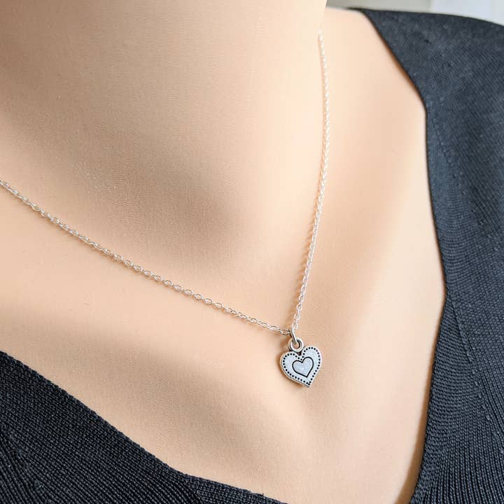 Jenna Scifres Handmade Jewelry – wholesale Hänge-/berlockhalsband – Läckra Hjärta Halsband - Alla hjärtans dag