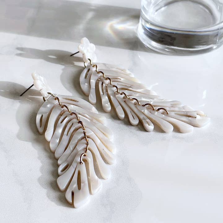 Pearl and Ivy Studio - Wholesale Dangle Earrings - Boho statement dangle earrings - feather frost4
