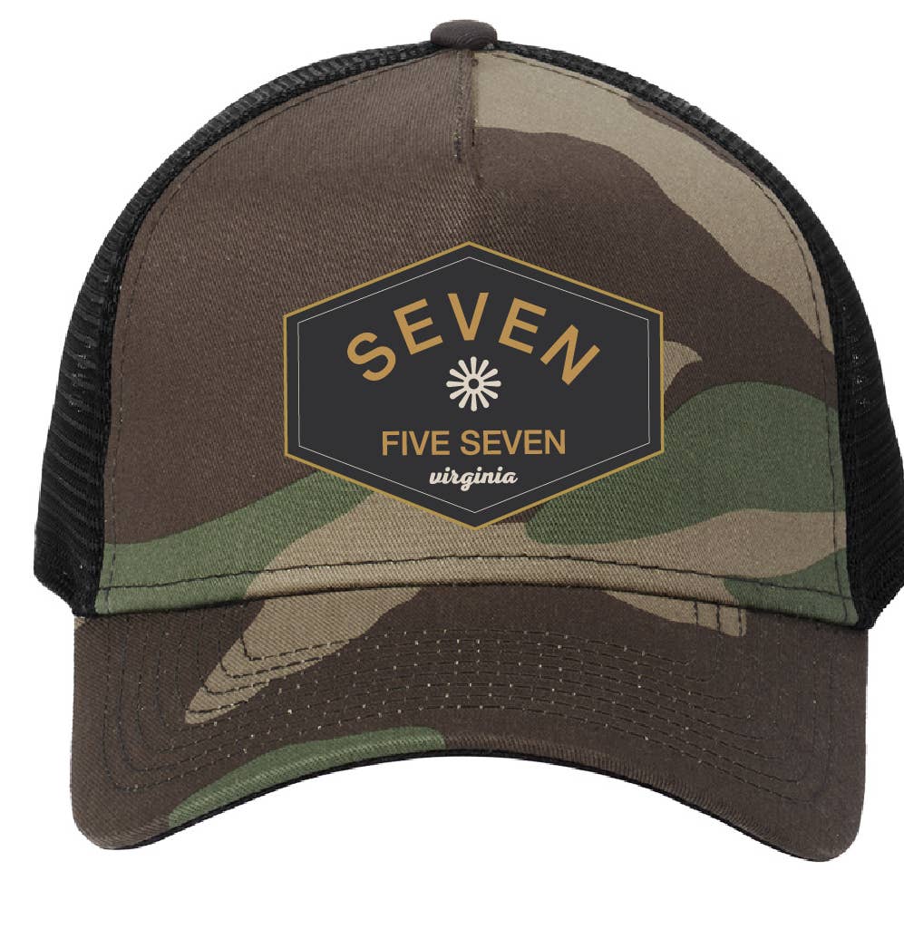 Salt & Sand - Wholesale Trucker hat – Unisex - Snapback Trucker Cap / Camo & Black / 757