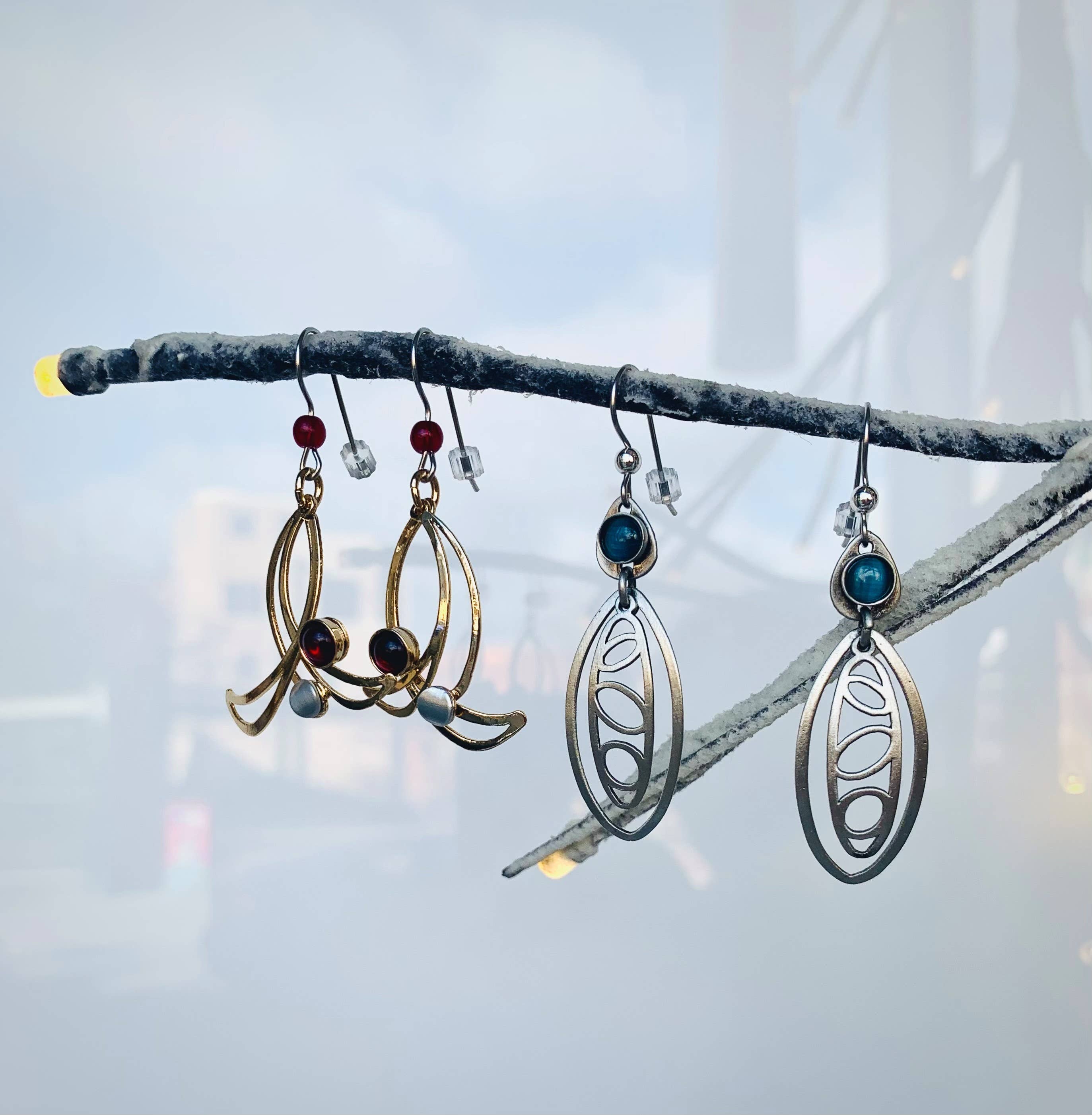 Christophe Poly / Crono Design - Wholesale Dangle Earrings - EARRINGS (Y) - Wire Hook Earrings
73