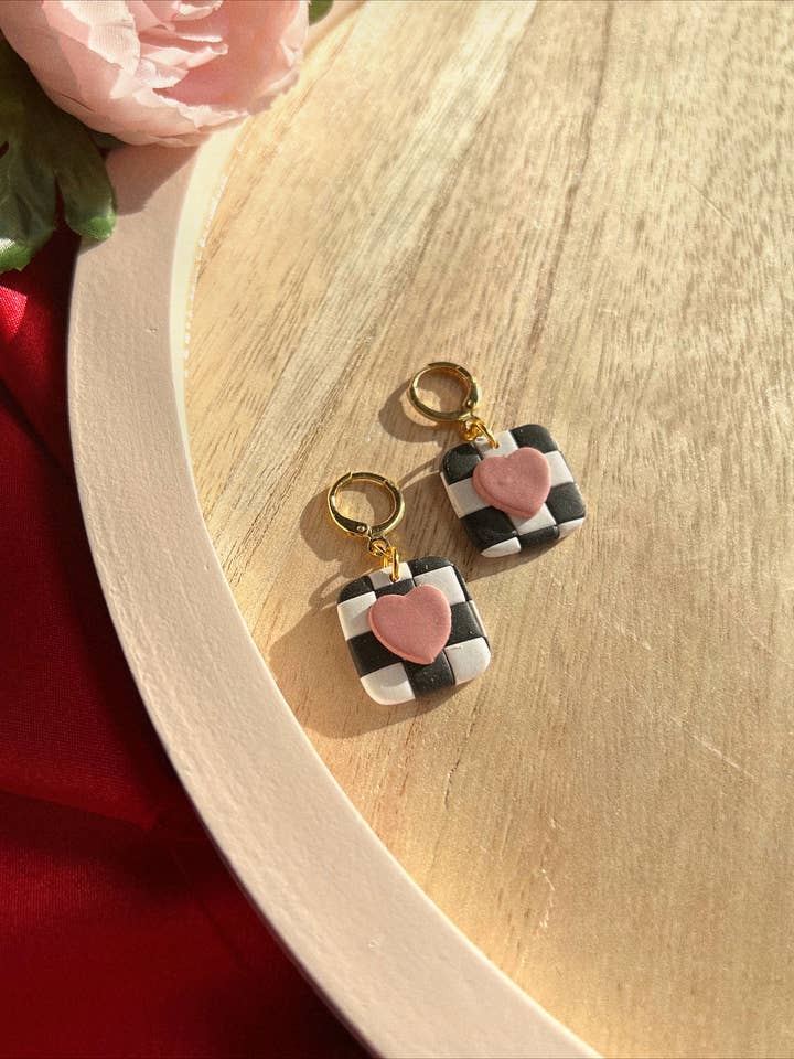 Pendientes de San Valentín | Pendientes de arcilla | Pendientes hechos a mano para venta al por mayor de Made For More