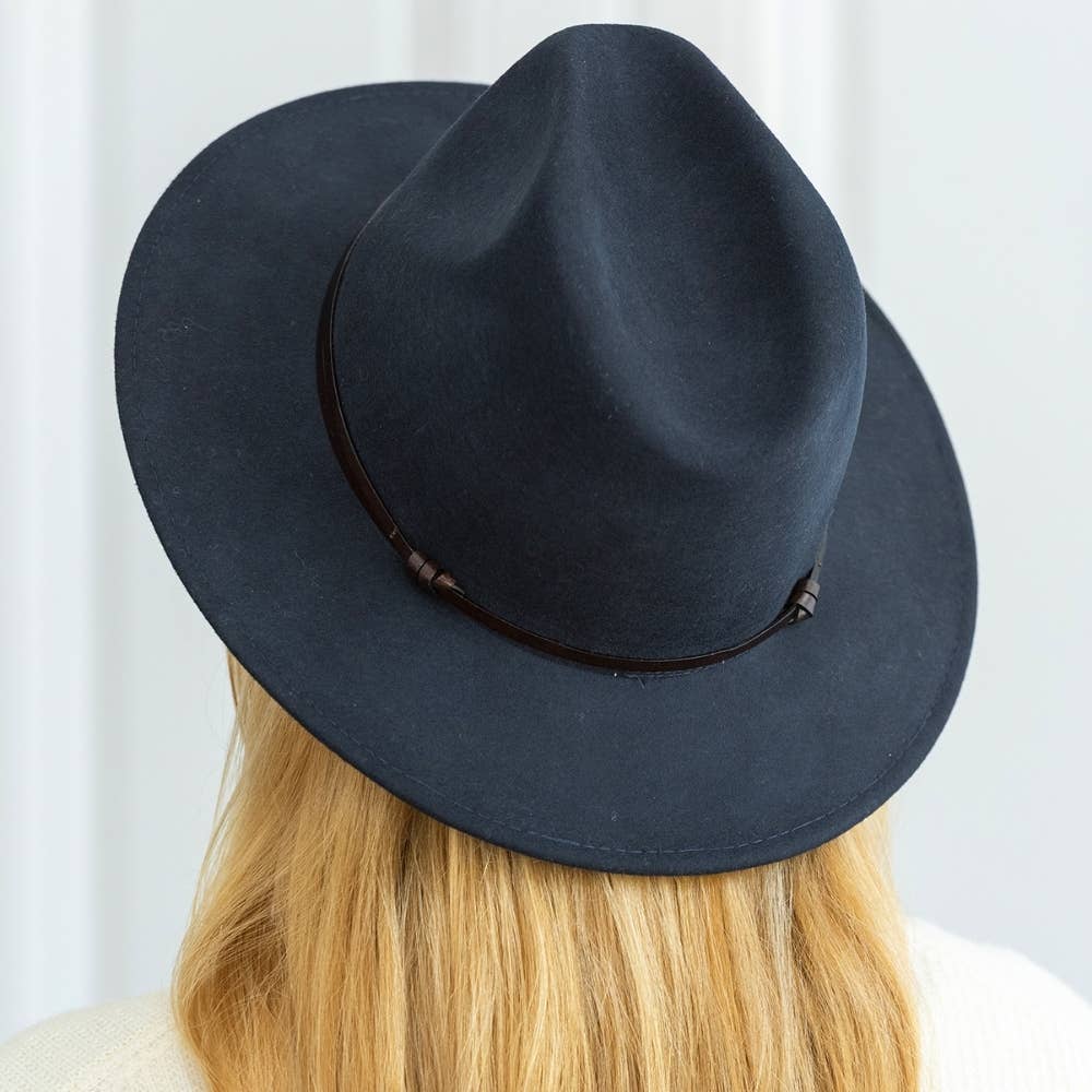 TRAVAUX EN COURS... - Wholesale Fedora - Women's - FELT HAT - leather band, sewn brim61