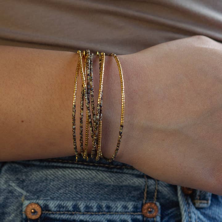 Lenny & Eva - Wholesale Jewelry Set - Product Pack - Norah Bangle - 24 Bangles