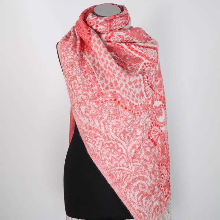 Jennifer Kogt Uld Tørklæde Wrap for engroshandel hos Tivello