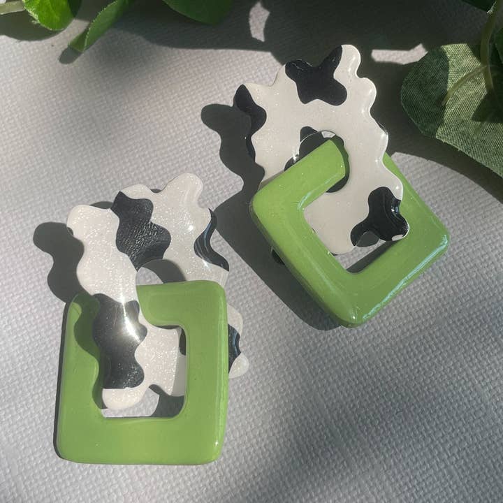 Cowprint links for wholesale by Basil Moon