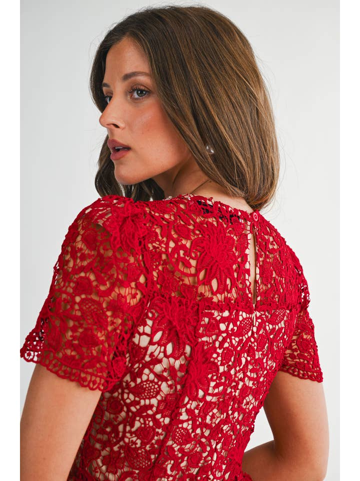 Vermelho YD5057 Vestido Mini Evasé com Renda Ornamentada para venda a revendedores na Faire4