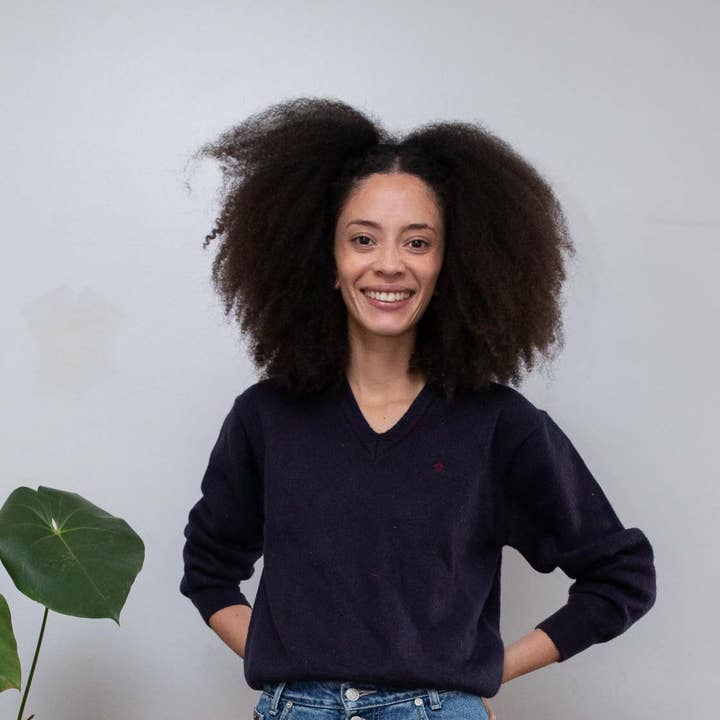 Throttle Shop Felpa Con Collo A V Blu Navy - Dimensione s per la vendita all'ingrosso da parte di Insecta Shoes