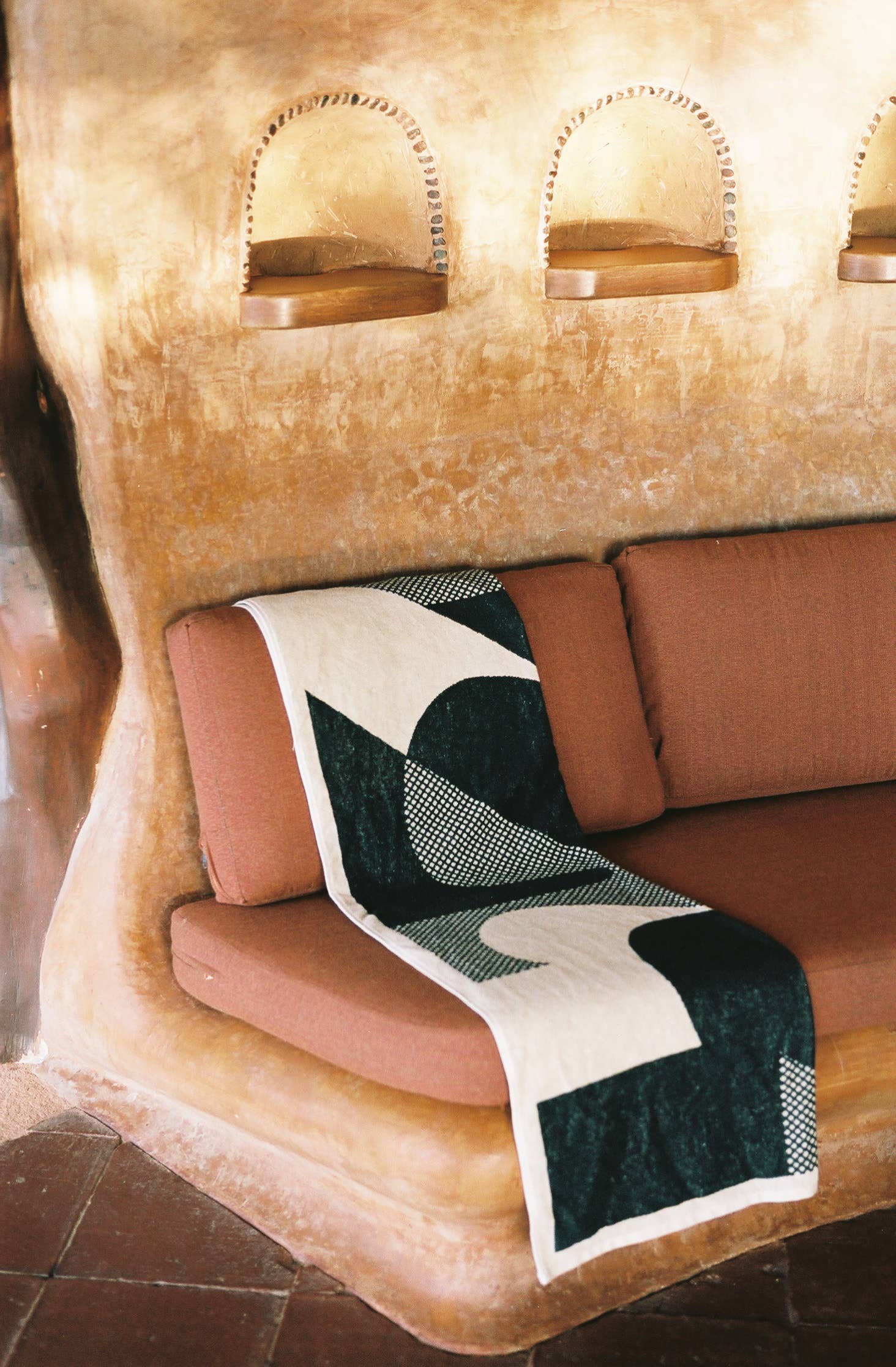 Overexposed – wholesale Strandhandduk – Robbie Simon x överexponerad handduk1