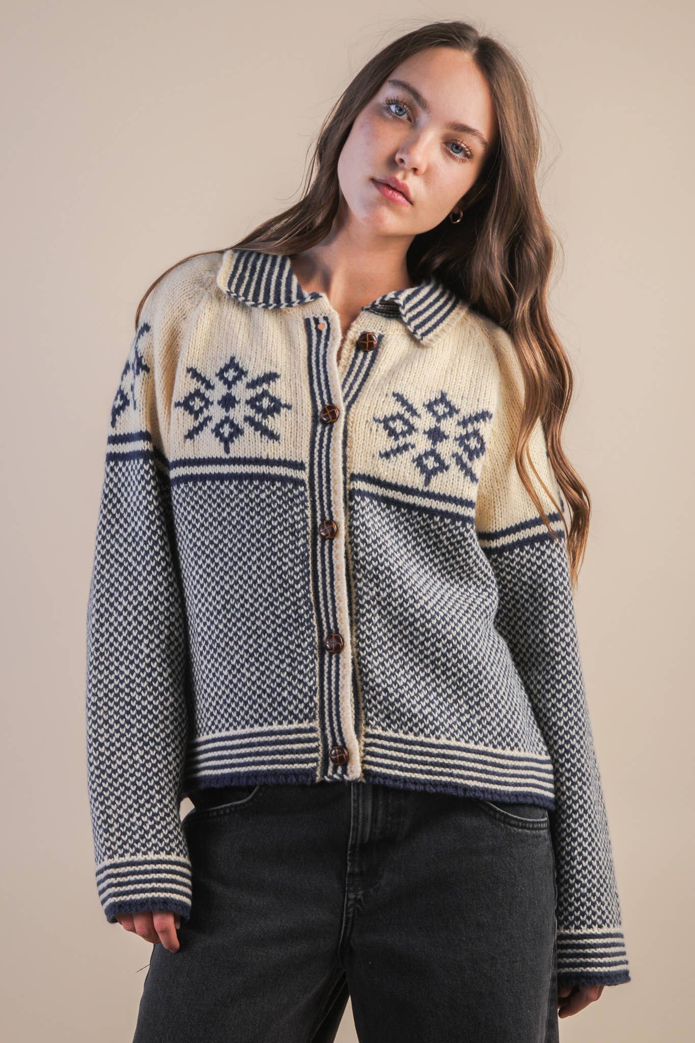 VERY J - Vendita all'ingrosso Cardigan - Donna - Cardigan Maglione a Maglia con Colletto Grafico 12W3511N14