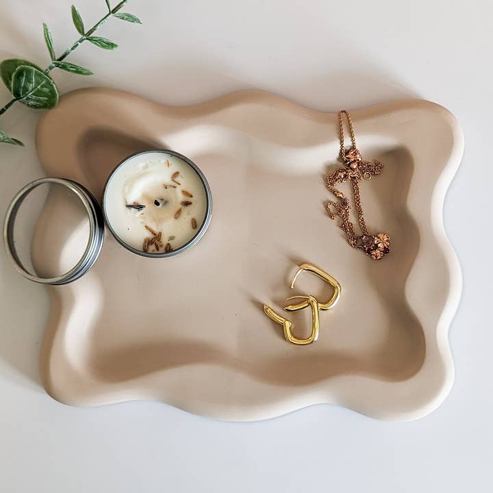 The Sage Rose Studio – wholesale Jewellery dish – Wavy Rectangle trinket dish, modern aesthetic candle tray