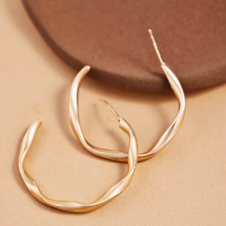 Revelari - Wholesale Hoop Earrings - Twisted Minimalist Gold Hoop Earrings2