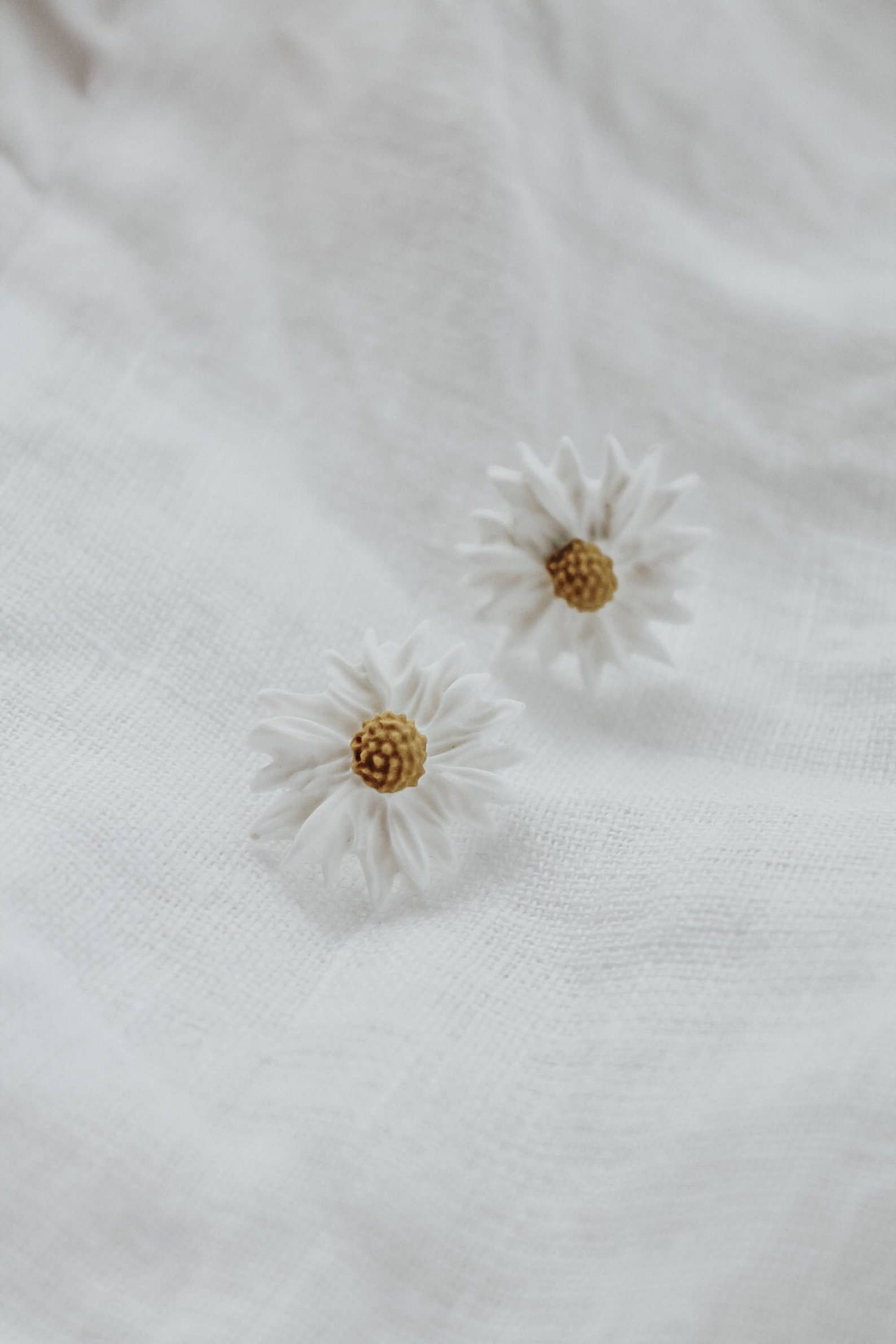 LESVARANDCLAY - Wholesale Stud/Post Earrings - margarit1