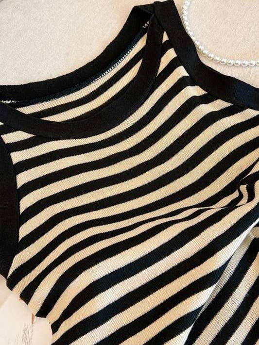 schwarz-weiß gestreiftes Tanktop für den Großhandel von Queen Fashion