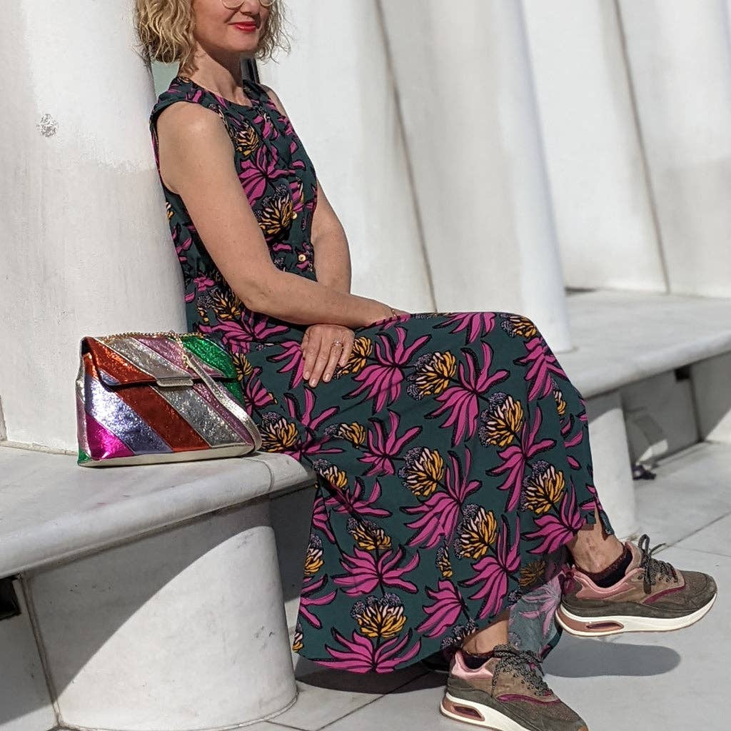 Super Bison - Wholesale Craft Sewing Kit - Dress Pattern Poem (32 to 52)38