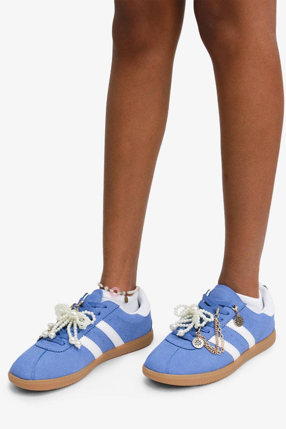 Lemonade Shoes – Großhandel Lifestyle-Sneaker – Damen – MACKAY verzierte Sneaker mit abnehmbaren Charms in kräftigen Farben5