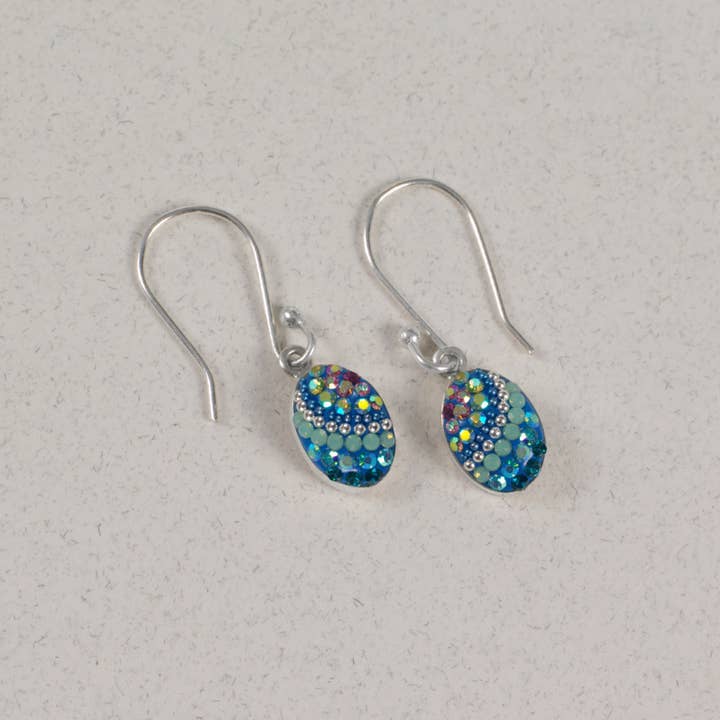 PE-8396 / CRYSTAL & SILVER PETITE OVAL EARRING for wholesale by Mosaico Jewels