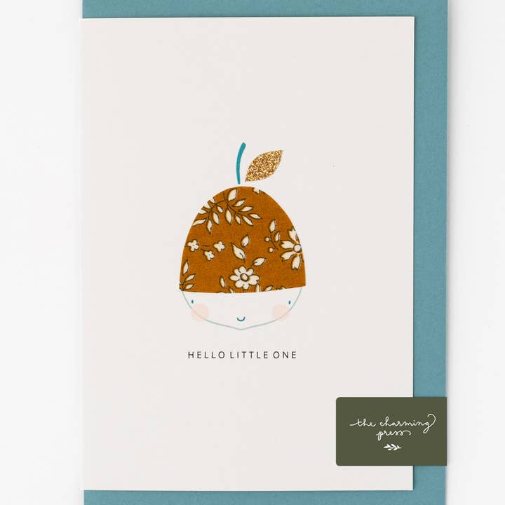 The Charming Press – Großhandel Babykarte – Acorn New Baby Card, Motiv Liberty Capel, senfgelb