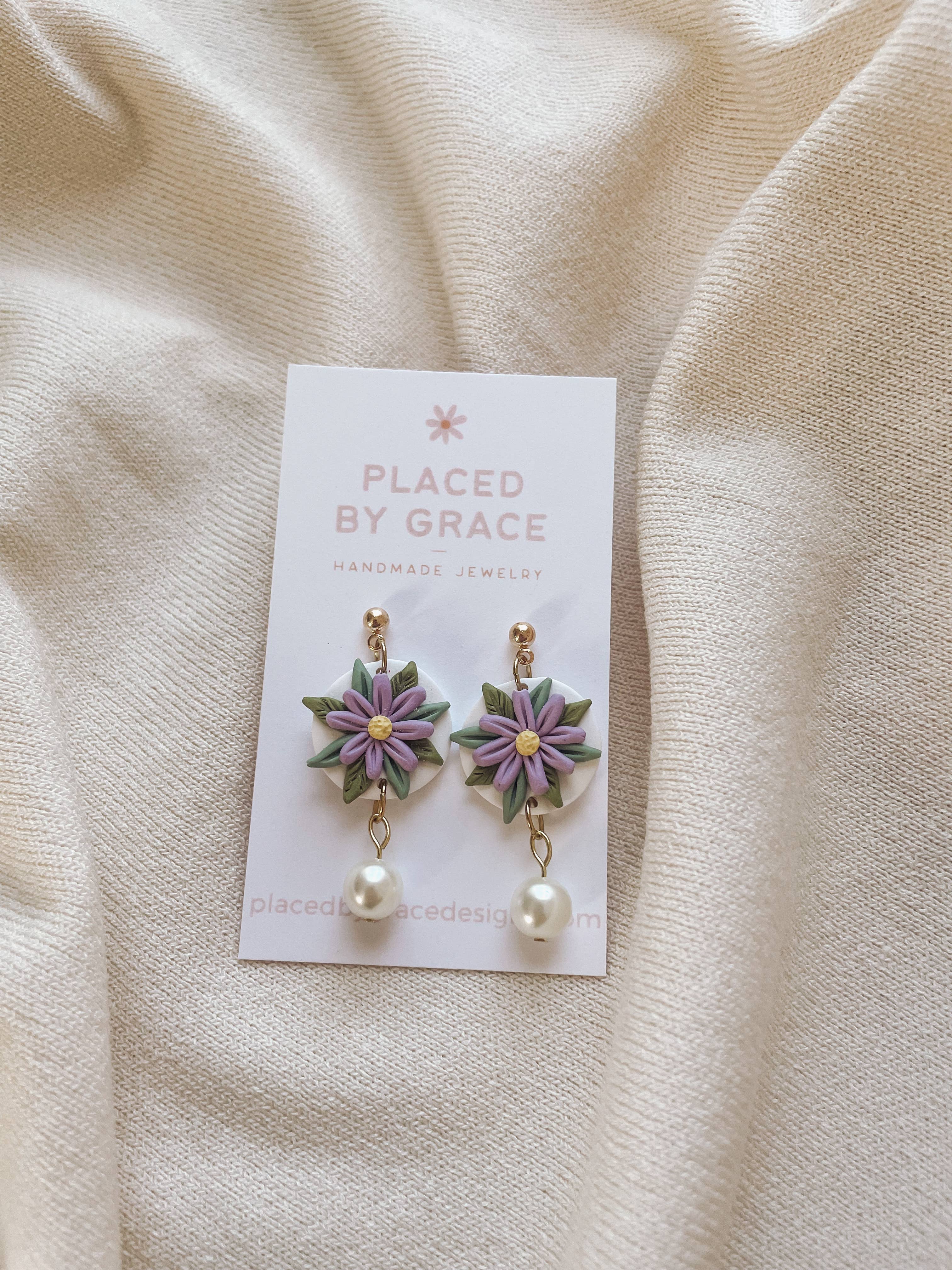 Placed by Grace - Vente Boucles d'oreilles pendantes - Boucles d'oreilles artisanales avec fleur de naissance, septembre0