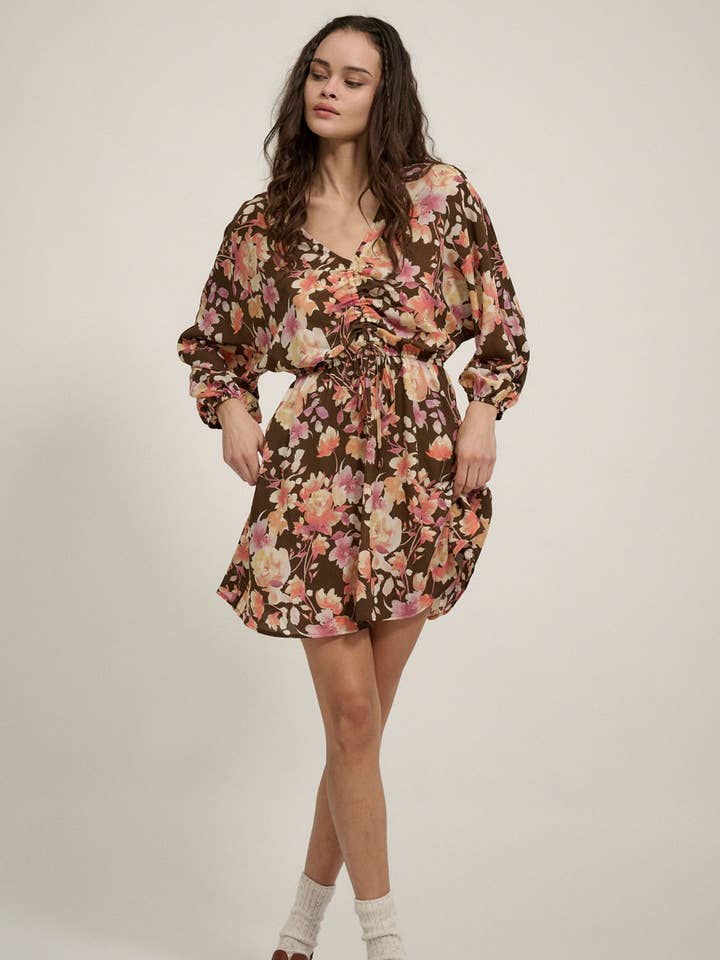 Blommig V-hals Ruch Bodice Bred Ärm Miniklänning för wholesale av Promesa USA