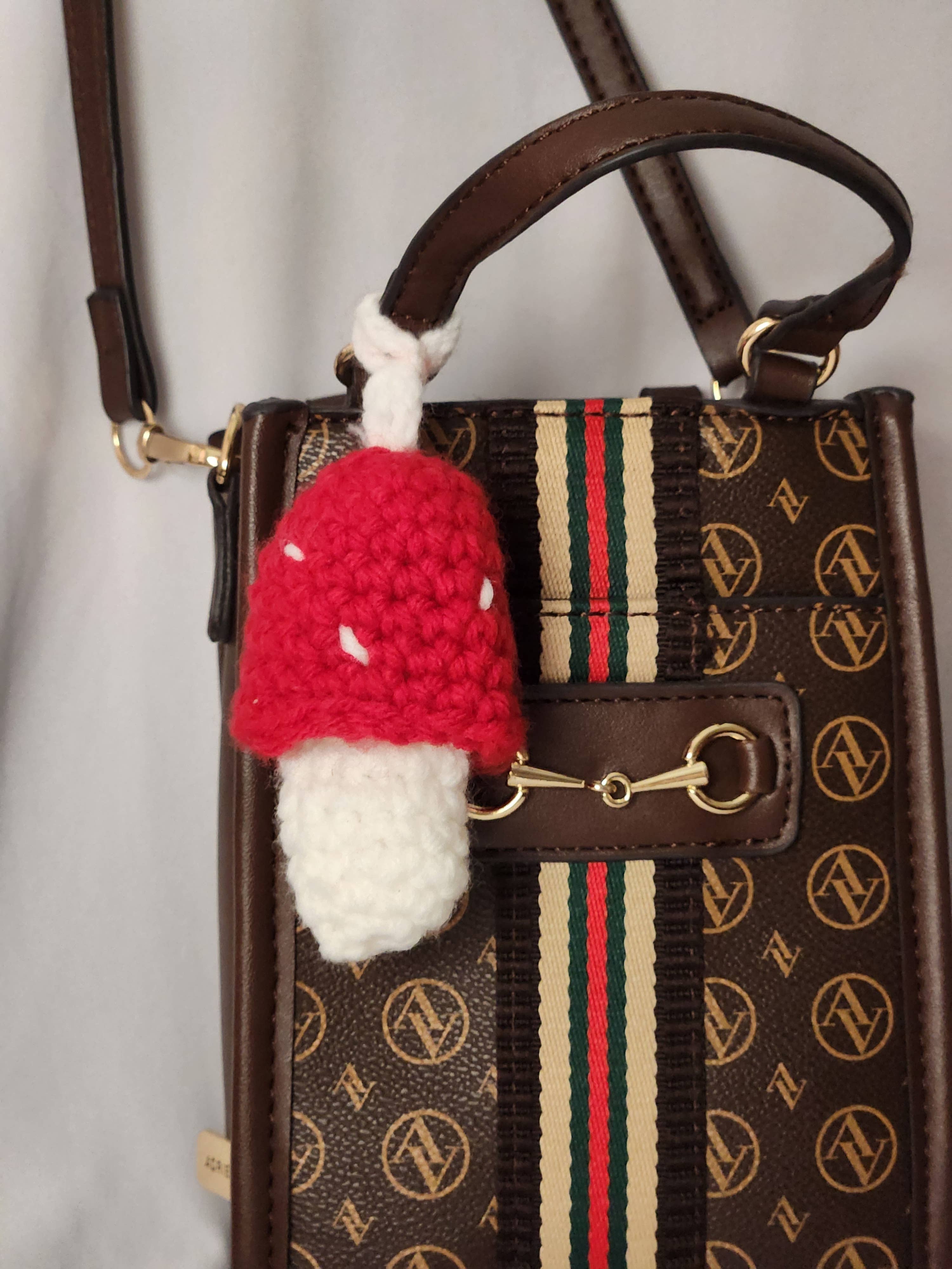 Hey Beautiful – wholesale Lip balm case/holder – Crochet Mushroom Chapstick holder Keychain5