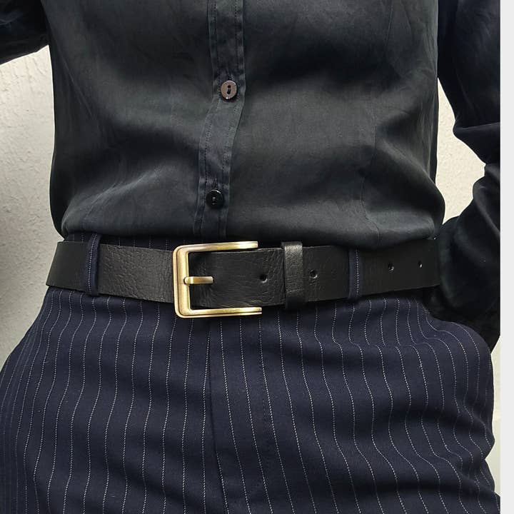 Artisan Stories - Wholesale Belt - Unisex - Leather jeans belt