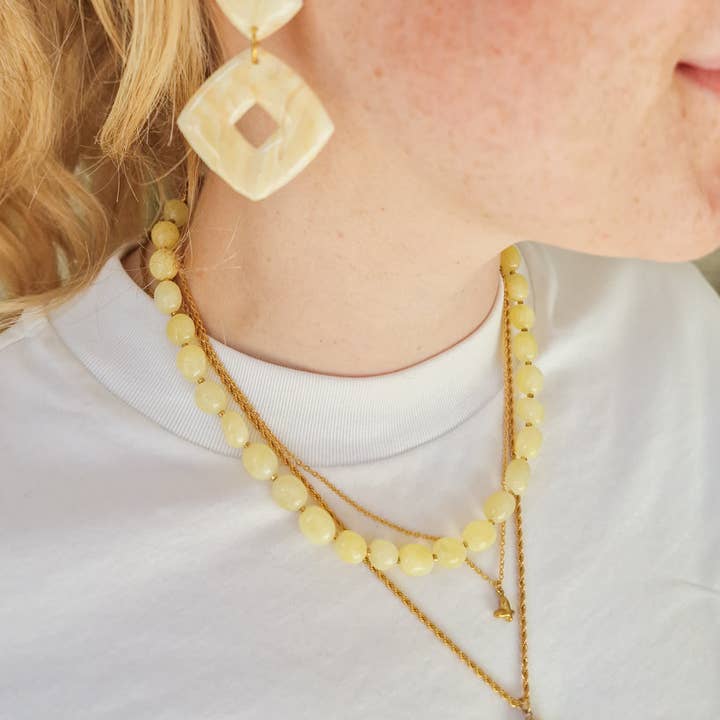 BLOSS Jewelry - Wholesale Beaded/Pearl Necklace - Chain Butter Yellow Stone1