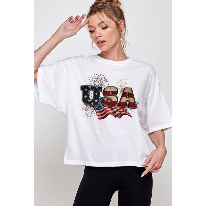 COLORBEAR – wholesale Screen printed t-shirt – Women′s – USA,AMERICAN FLAG RELAXED CROP TOP