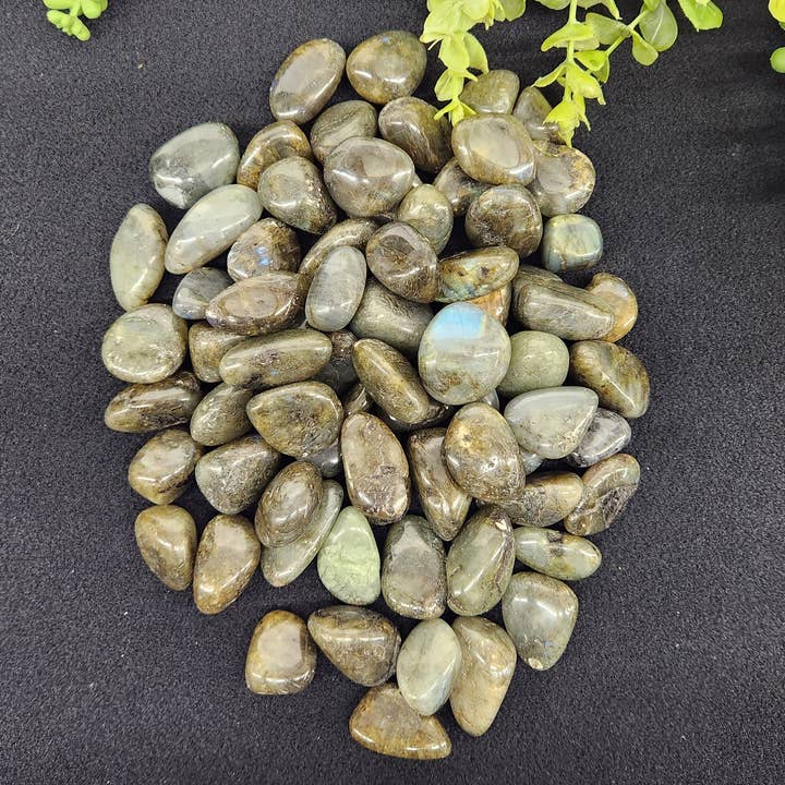 Meraki Gemstones - Wholesale Spiritual Stone/Crystal - Labradorite (1kg/2.2lbs.) Tumbled Stone 20-25mm