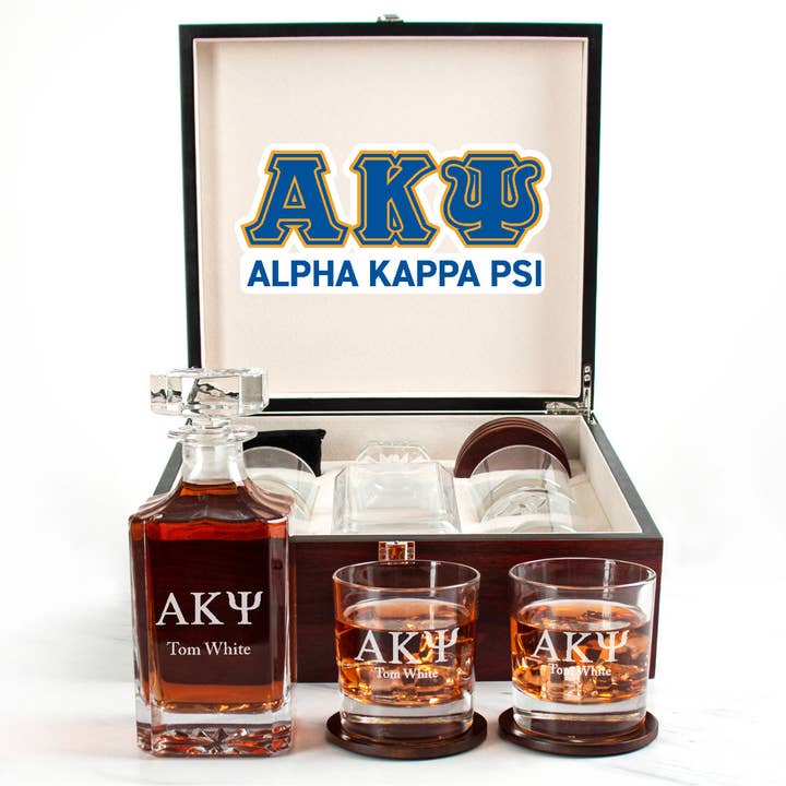 Alpha Kappa Psi kersenhouten karaf, houten geschenkdoos, set met Rocks-glazen voor wholesale door MB Brands Inc