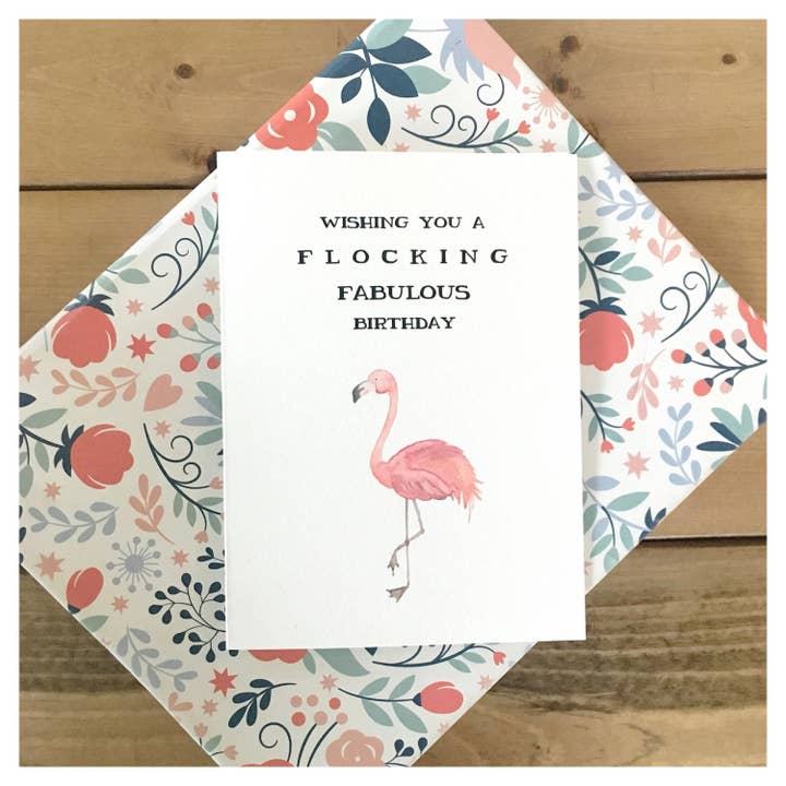 Födelsedag – "Flocking Fabulous Birthday" Ordlek Flamingo Kort för wholesale av kenziecards